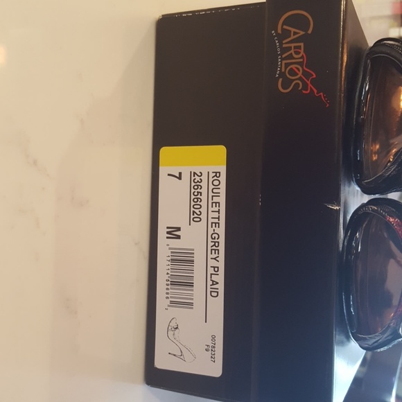 Carlos Santana Peep Toe Shoes - Picture 8 of 8